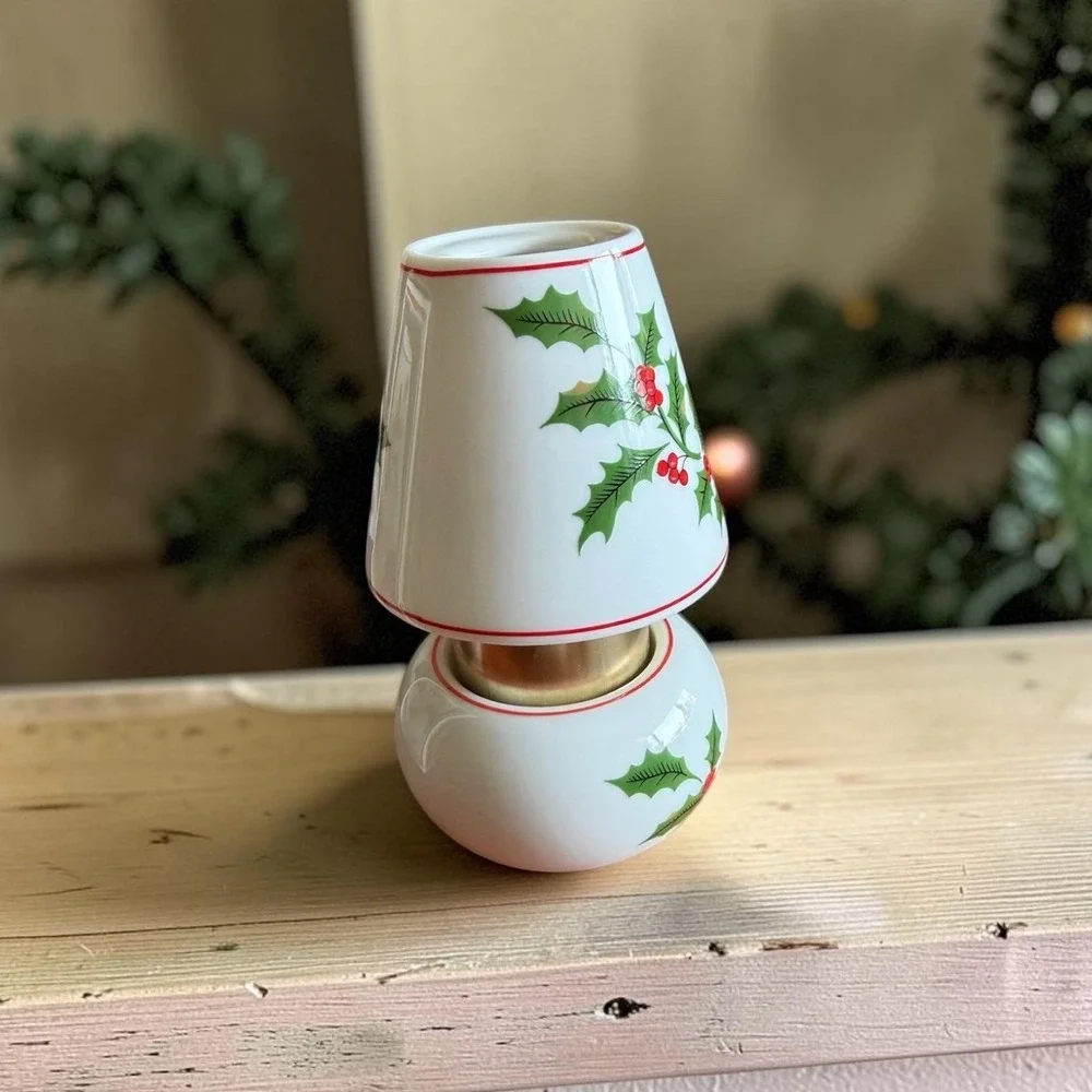 Vintage Porcelain Holly Christmas Mini Candle Lamp Y-7655 w Box Japan Red Green